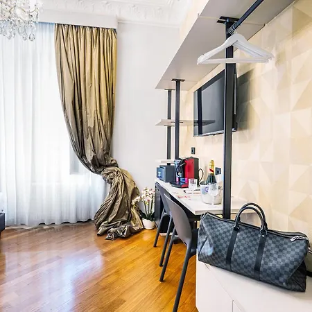 Gracchi Vatican View רומא