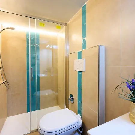 Gracchi Vatican View *